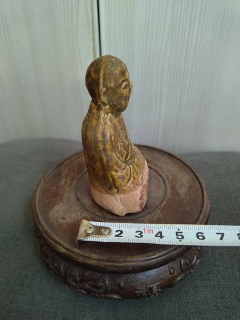 古玩陶瓷黃釉塑像拍賣，當前價格1500元