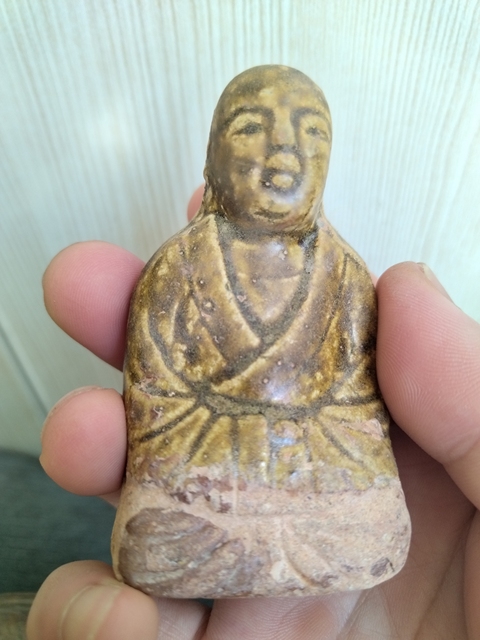 古玩陶瓷黃釉塑像拍賣，當前價格1500元