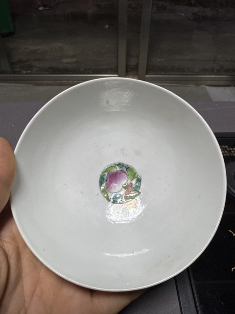 古玩陶瓷晚清粉彩碗真品鑒賞圖