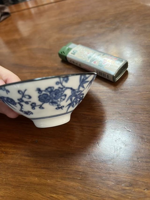 古玩陶瓷青花花鳥紋茶碗真品鑒賞圖