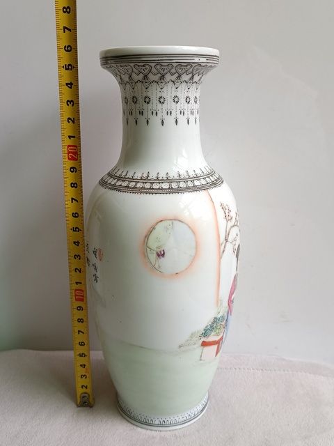 古玩陶瓷粉彩仕女人物紋瓶真品鑒賞圖