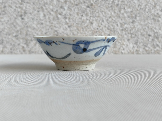 古玩陶瓷青花花卉紋茶碗拍賣，當前價格550元