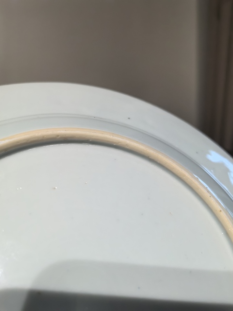 古玩陶瓷樓臺亭閣山水紋青花盤真品鑒賞圖