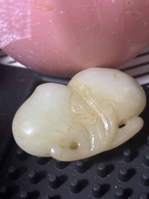 古玩玉器和田桃型玉掛飾拍賣，當前價格99元
