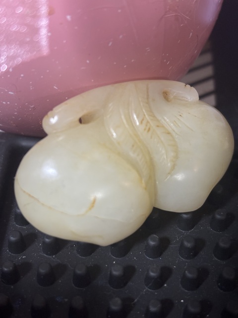 古玩玉器和田桃型玉掛飾拍賣，當前價格99元