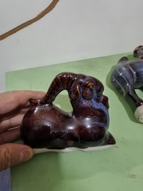 古玩陶瓷動物塑像兩只拍賣，當前價格120元