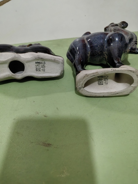 古玩陶瓷動物塑像兩只拍賣，當前價格120元