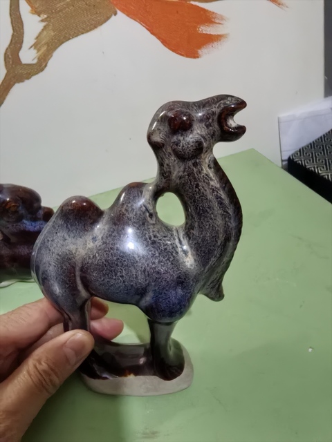 古玩陶瓷動物塑像兩只拍賣，當前價格120元