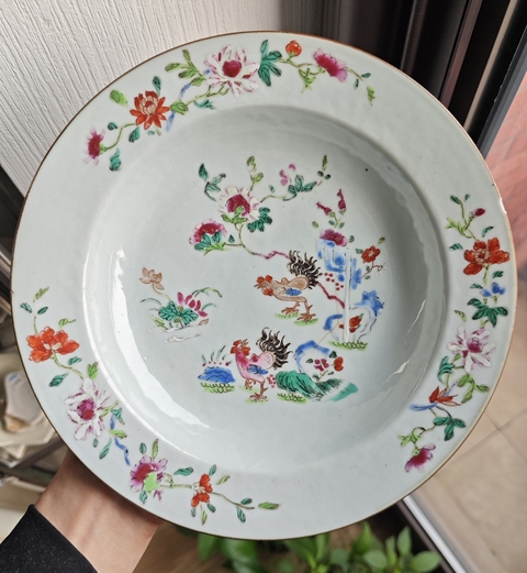 古玩陶瓷乾隆粉彩盤真品鑒賞圖