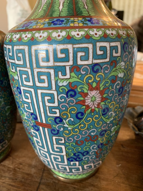 古玩雜項銅胎掐絲琺瑯纏枝紋賞瓶真品鑒賞圖