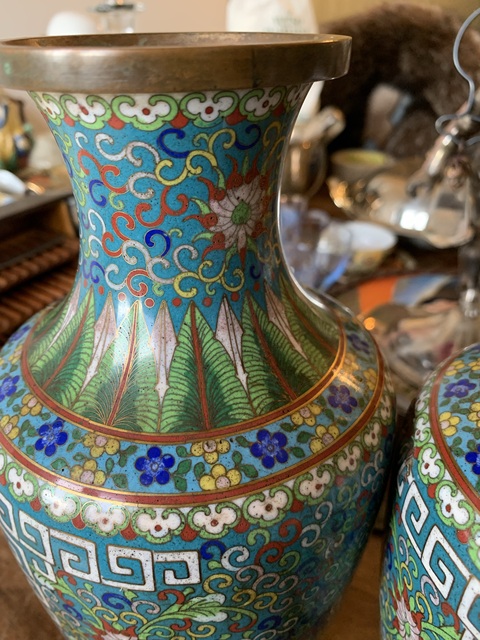 古玩雜項銅胎掐絲琺瑯纏枝紋賞瓶真品鑒賞圖