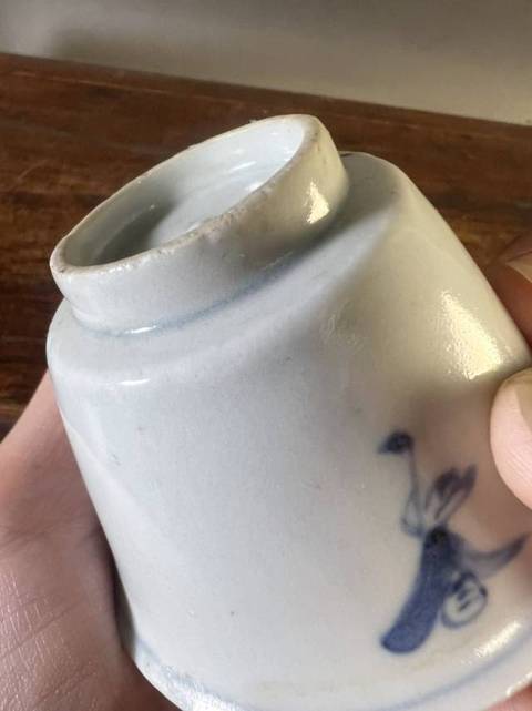 古玩陶瓷青花嬰戲圖茶杯真品鑒賞圖