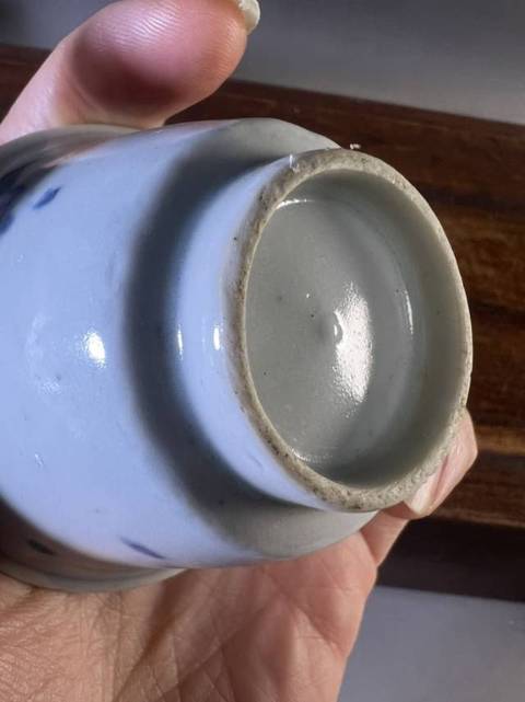 古玩陶瓷青花嬰戲圖茶杯真品鑒賞圖