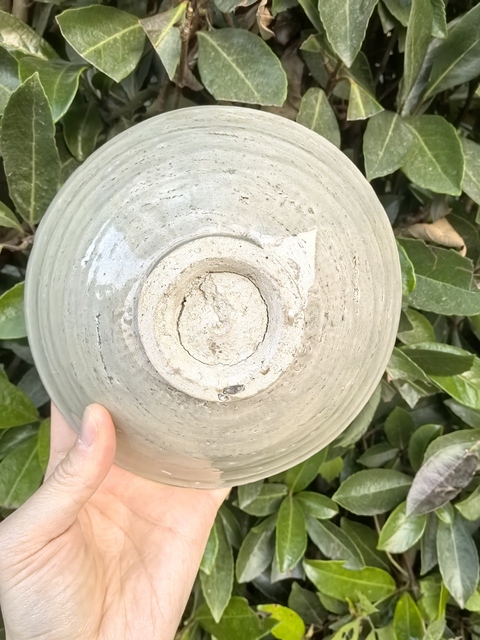 古玩陶瓷景德鎮窯系青白釉刻花葵口碗真品鑒賞圖