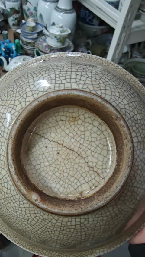 古玩陶瓷哥釉碗真品鑒賞圖