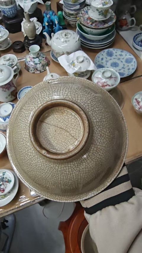 古玩陶瓷哥釉碗真品鑒賞圖