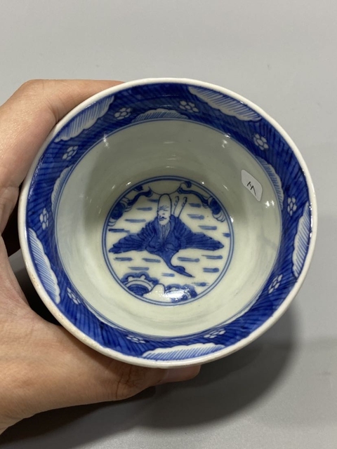 古玩陶瓷成化年制款清末民初民國青花開窗人物紋茶圓拍賣，當前價格598元