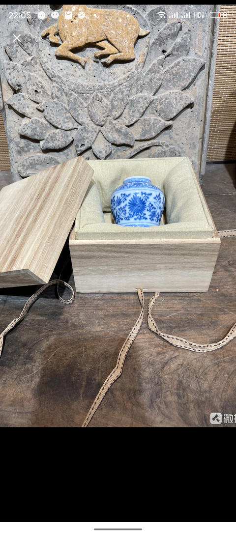 古玩陶瓷天字款花卉紋青花罐拍賣，當前價格18860元