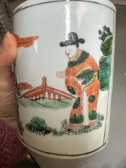 古玩陶瓷五彩人物故事紋筆筒真品鑒賞圖