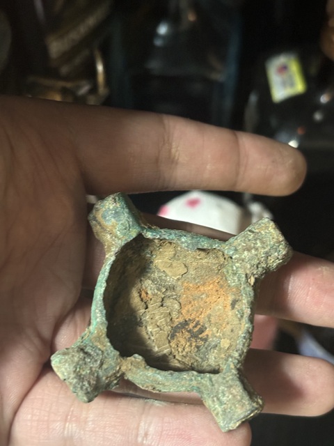 古玩銅器西周·風火輪紋節約真品鑒賞圖