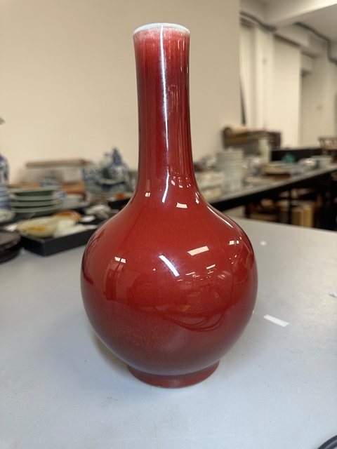 古玩陶瓷郎紅釉天球瓶真品鑒賞圖