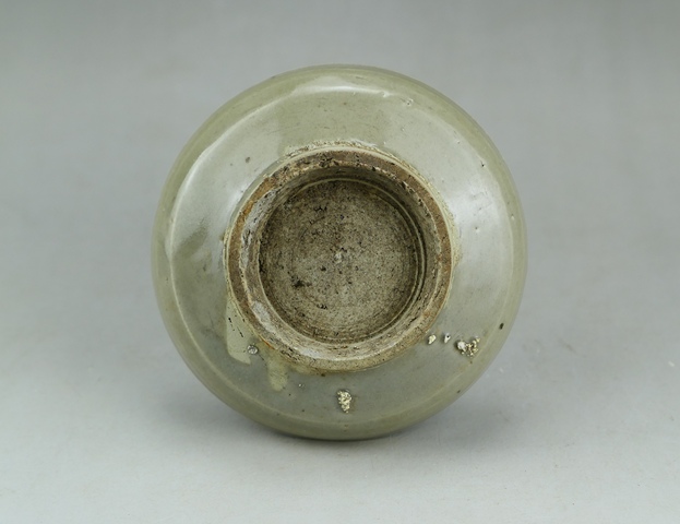 古玩陶瓷明代.龍泉窯青瓷托盤拍賣，當前價格1200元