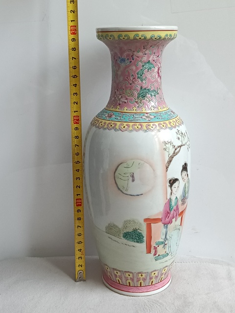 古玩陶瓷粉彩仕女人物紋瓶真品鑒賞圖