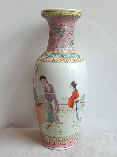 古玩陶瓷粉彩仕女人物紋瓶真品鑒賞圖