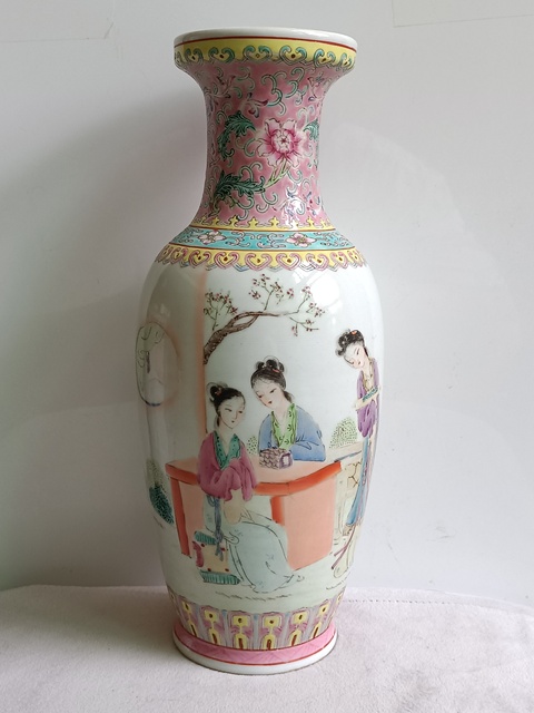 古玩陶瓷粉彩仕女人物紋瓶真品鑒賞圖