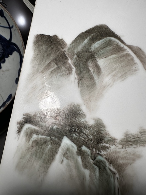 古玩陶瓷民國 粉彩山水紋瓷板真品鑒賞圖