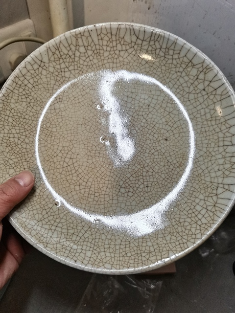 古玩陶瓷清中景德鎮(zhèn)窯哥釉盤真品鑒賞圖