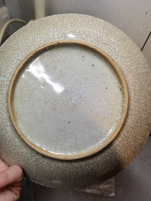 古玩陶瓷清中景德鎮(zhèn)窯哥釉盤真品鑒賞圖