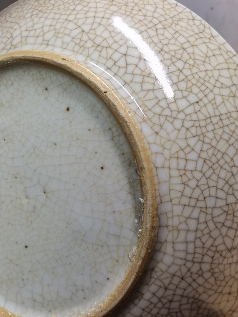 古玩陶瓷清中景德鎮(zhèn)窯哥釉盤真品鑒賞圖
