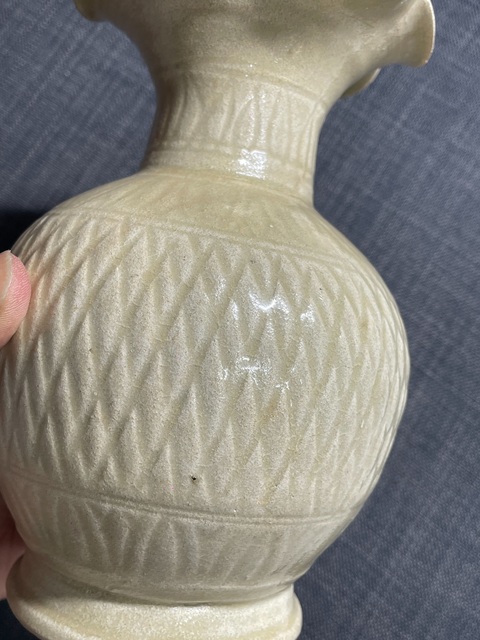 古玩陶瓷宋青白釉花口瓶真品鑒賞圖