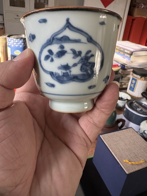 古玩陶瓷康熙青花杯拍賣(mài)，當(dāng)前價(jià)格7866元