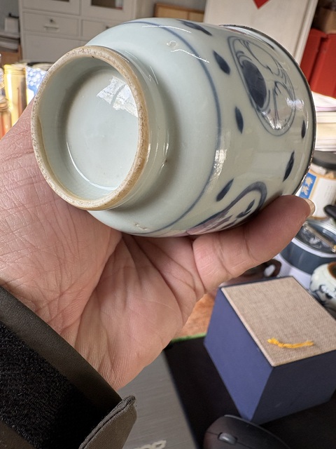 古玩陶瓷康熙青花杯拍賣(mài)，當(dāng)前價(jià)格7866元