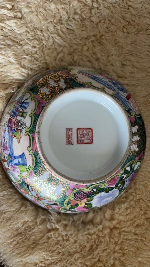 古玩陶瓷廣彩碗真品鑒賞圖