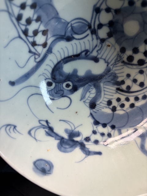 古玩陶瓷過墻龍紋青花碗真品鑒賞圖