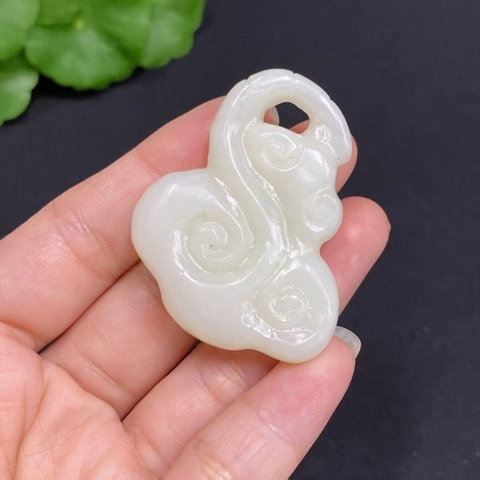 古玩玉器天然和田玉如意題材掛件真品鑒賞圖