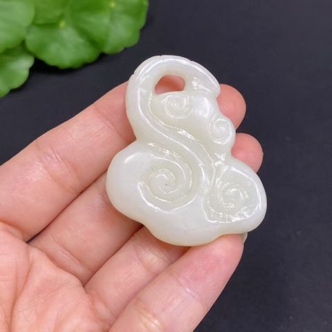 古玩玉器天然和田玉如意題材掛件真品鑒賞圖