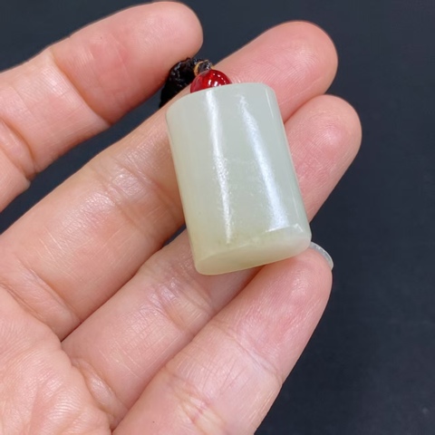 古玩玉器和田玉掛件真品鑒賞圖