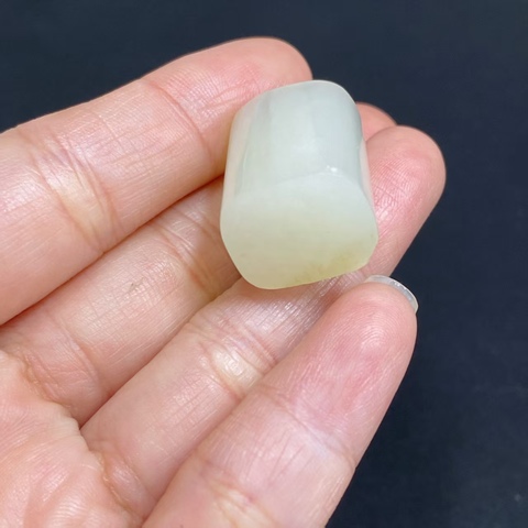 古玩玉器和田玉掛件真品鑒賞圖