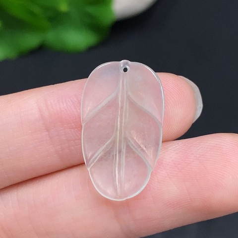 古玩玉器天然翡翠葉形掛件真品鑒賞圖