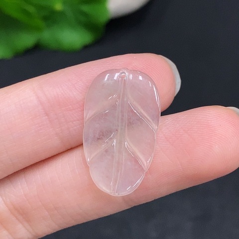 古玩玉器天然翡翠葉形掛件真品鑒賞圖