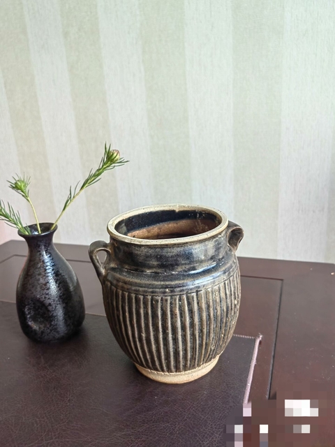 古玩陶瓷金元時期線條雙耳罐真品鑒賞圖