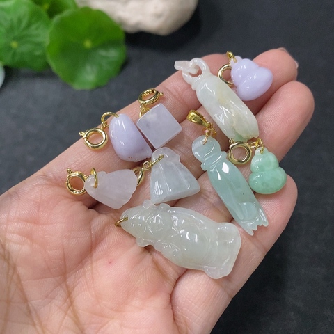 古玩玉器344天然和田掛件共9件一手走拍賣，當前價格298元