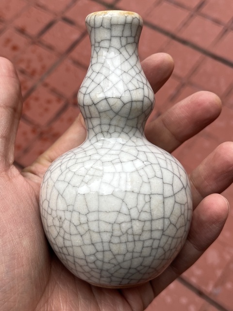 古玩陶瓷哥釉葫蘆瓶真品鑒賞圖