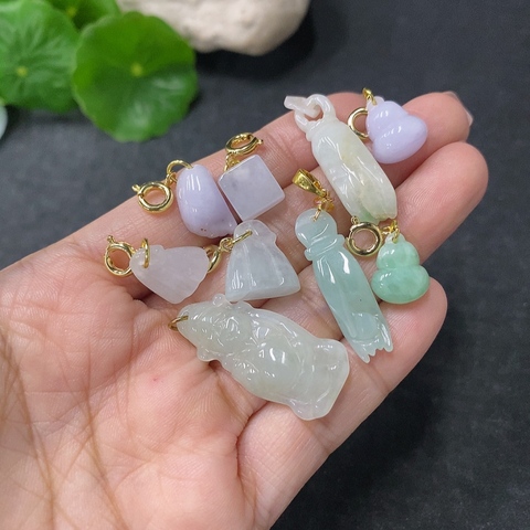 古玩玉器344天然和田掛件共9件一手走拍賣，當前價格298元