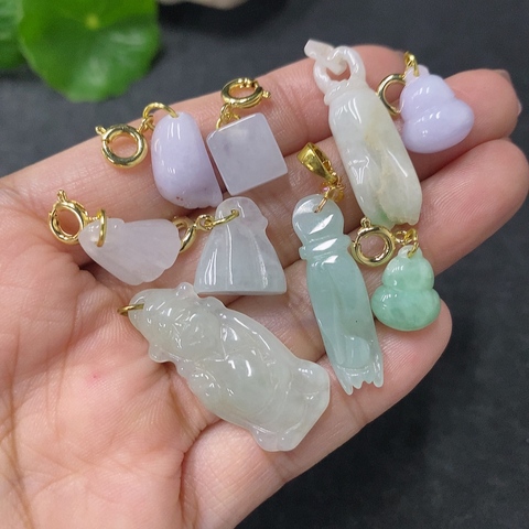 古玩玉器344天然和田掛件共9件一手走拍賣，當前價格298元