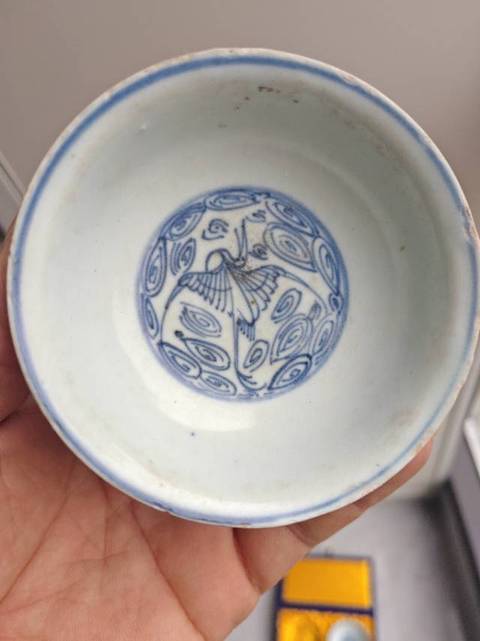 古玩陶瓷青花云鶴紋茶碗真品鑒賞圖